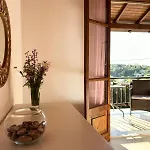 아파트 Golden View 아릴라스