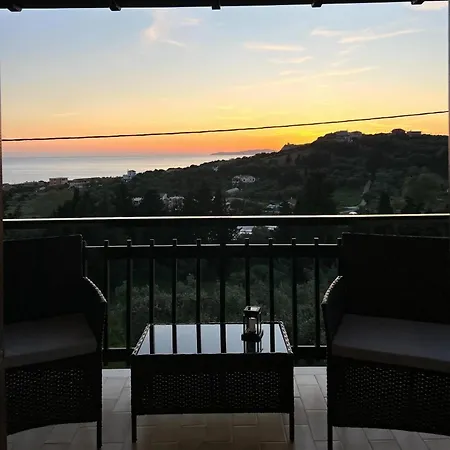 Апартаменты Golden View *