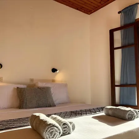 Golden View Apartment *