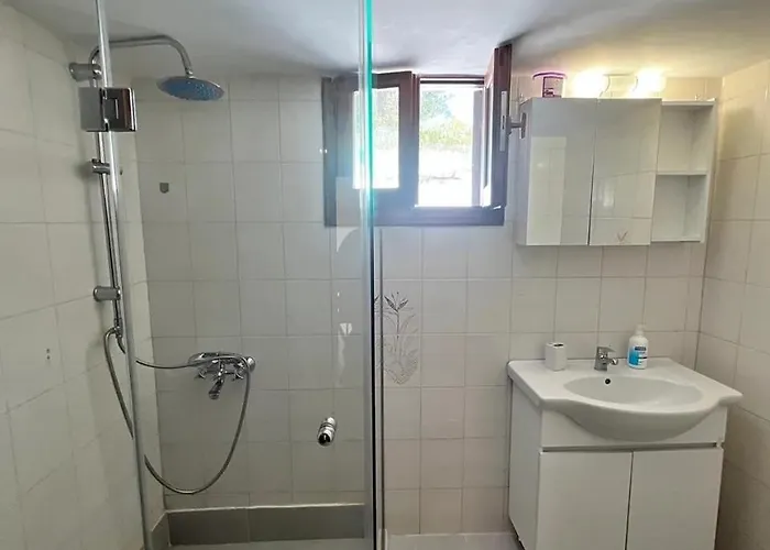 Apartman Golden View Arílasz